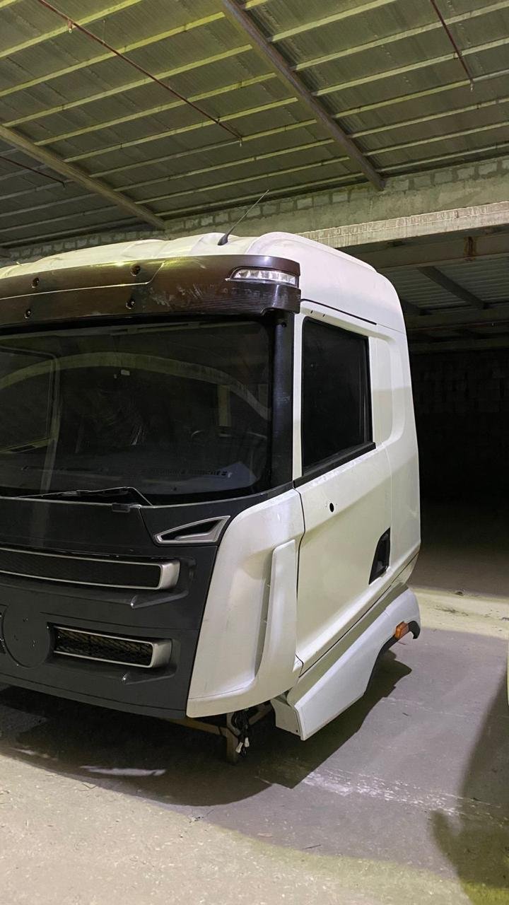 SANY Concrete Mixer Cabin Assembly 3