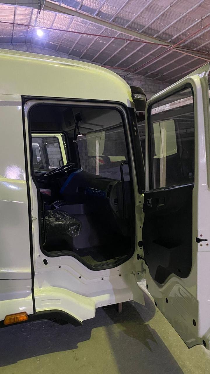 SANY Concrete Mixer Cabin Assembly 5